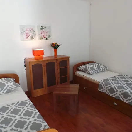 With A Parking Space Valbandon, - 15386 Apartment