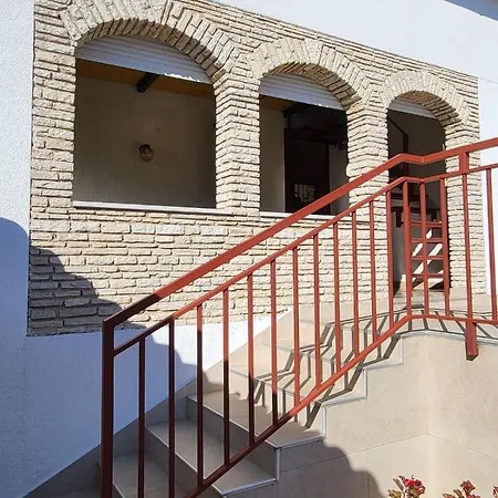 Apartment With Parking Space Valbandon, - 15386