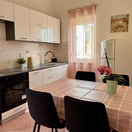 Apartment With Parking Space Valbandon, - 15386 Fazana