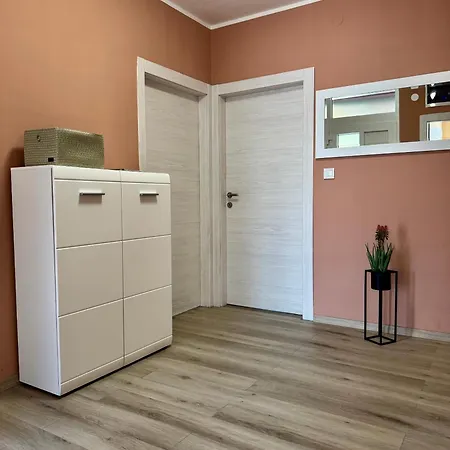 With Parking Space Valbandon, - 15386