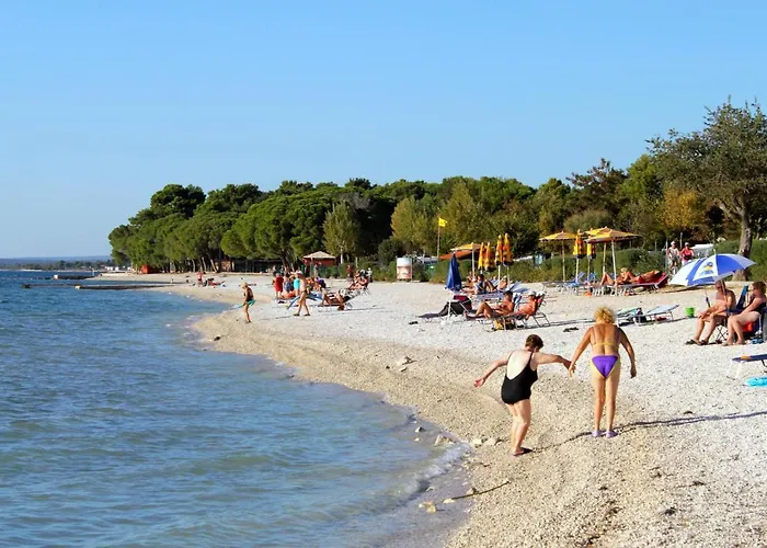 With Parking Space Valbandon, - 15386 *