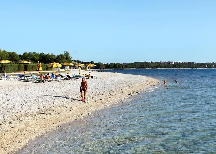 With Parking Space Valbandon, - 15386 *