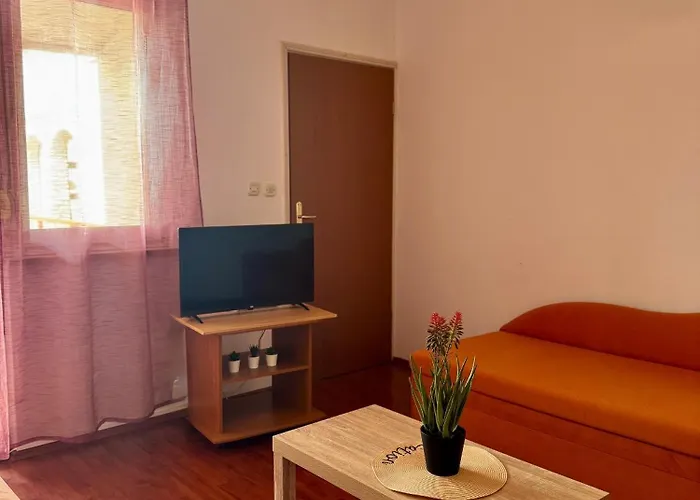 Daire With Parking Space Valbandon, - 15386 Fažana