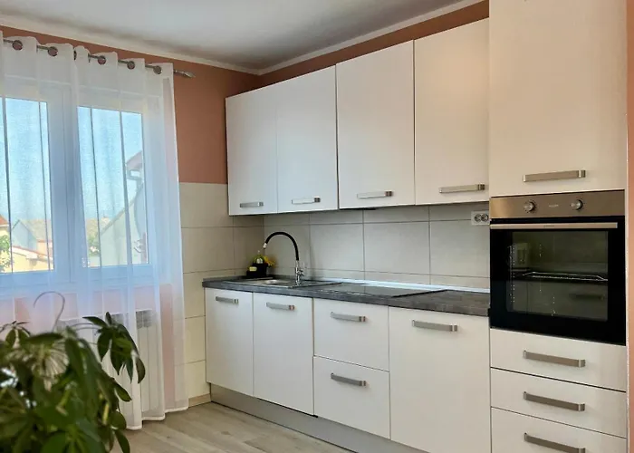 Daire With Parking Space Valbandon, - 15386 *